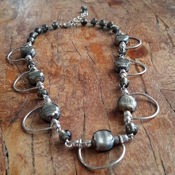 SMOKY CHARCOAL GLASS BEAD NECKLACE - Picture 2 of 6